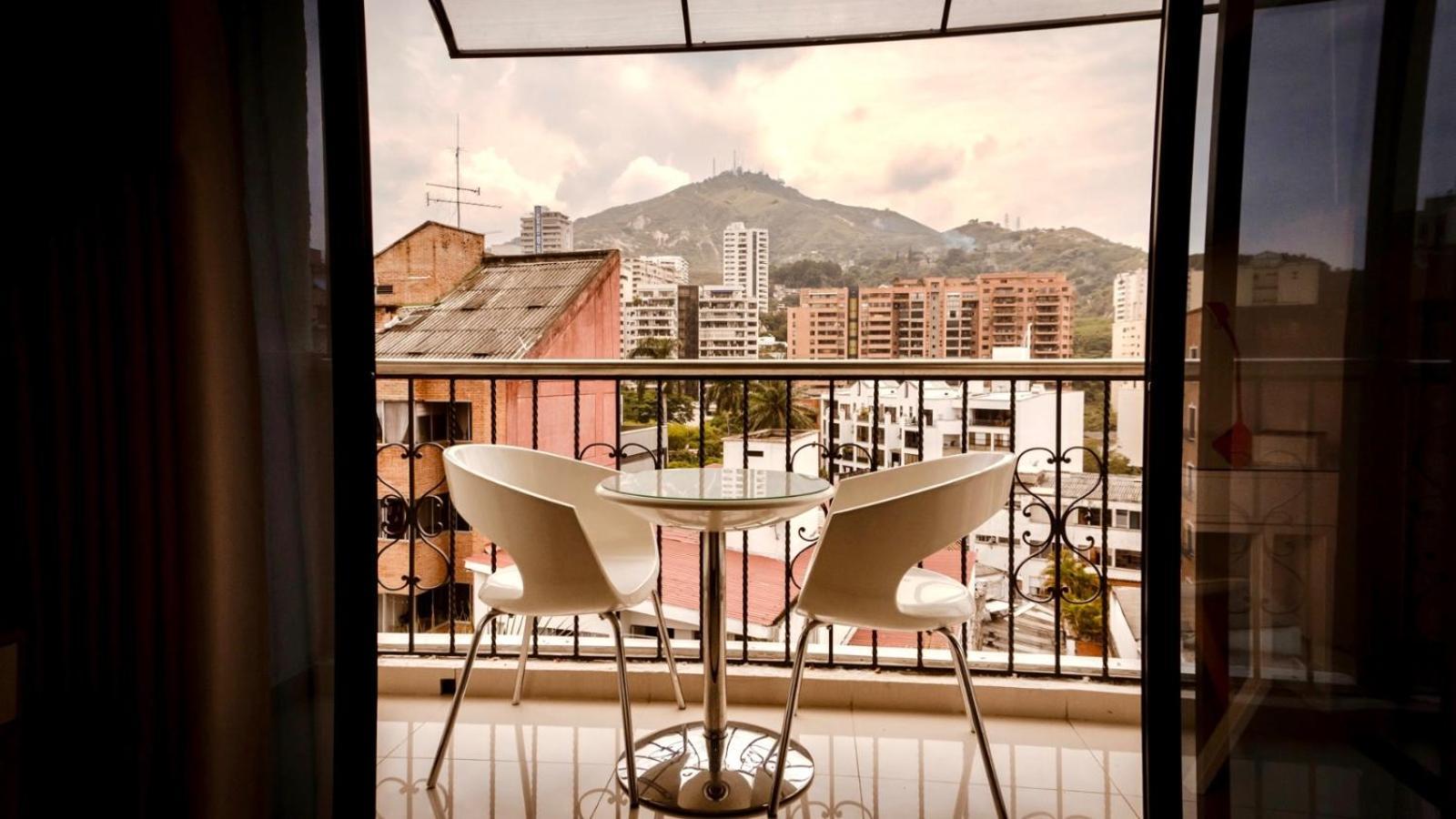 On Apartasuites กาลี ภายนอก รูปภาพ